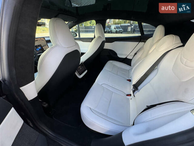 Серый Тесла Модель С, объемом двигателя 0 л и пробегом 45 тыс. км за 39000 $, фото 7 на Automoto.ua