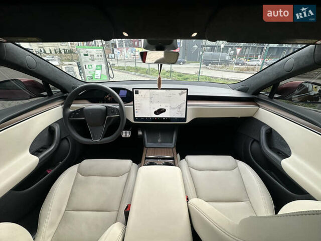 Серый Тесла Модель С, объемом двигателя 0 л и пробегом 104 тыс. км за 36900 $, фото 9 на Automoto.ua