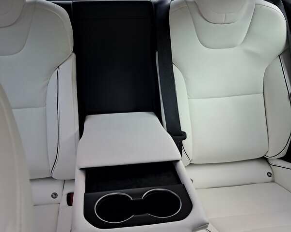 Тесла Модель С 2021 в Коломые на Automoto.ua Серый Тесла Модель С, объемом двигателя 0 л и пробегом 94 тыс. км за 39200 $, фото 40 на Automoto.ua