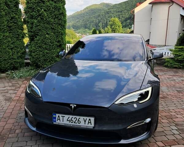 Серый Тесла Модель С, объемом двигателя 0 л и пробегом 94 тыс. км за 41500 $, фото 25 на Automoto.ua