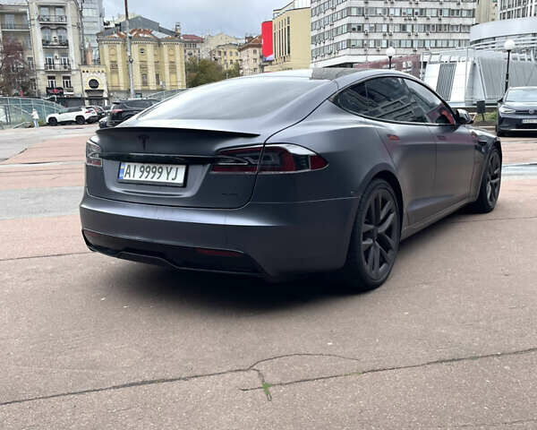 Серый Тесла Модель С, объемом двигателя 0 л и пробегом 45 тыс. км за 39000 $, фото 3 на Automoto.ua