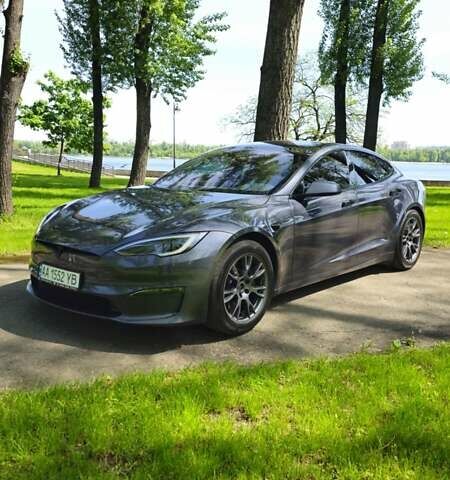 Сірий Тесла Модель С, об'ємом двигуна 0 л та пробігом 26 тис. км за 54000 $, фото 1 на Automoto.ua