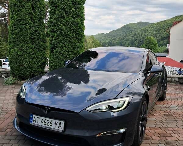 Серый Тесла Модель С, объемом двигателя 0 л и пробегом 94 тыс. км за 41500 $, фото 3 на Automoto.ua