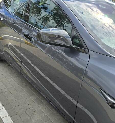 Серый Тесла Модель С, объемом двигателя 0 л и пробегом 18 тыс. км за 47000 $, фото 27 на Automoto.ua