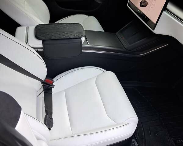 Тесла Модель С 2021 в Коломые на Automoto.ua Серый Тесла Модель С, объемом двигателя 0 л и пробегом 94 тыс. км за 39200 $, фото 42 на Automoto.ua