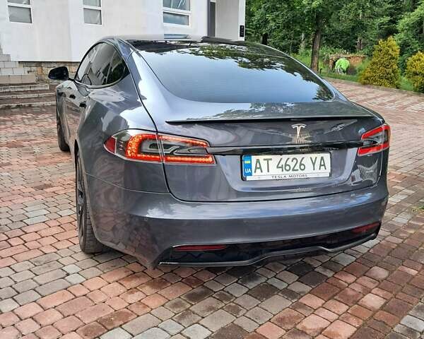 Серый Тесла Модель С, объемом двигателя 0 л и пробегом 94 тыс. км за 41500 $, фото 10 на Automoto.ua