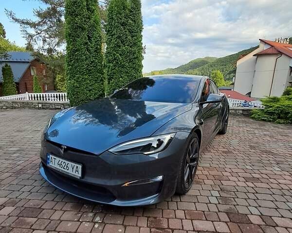 Серый Тесла Модель С, объемом двигателя 0 л и пробегом 94 тыс. км за 41500 $, фото 31 на Automoto.ua