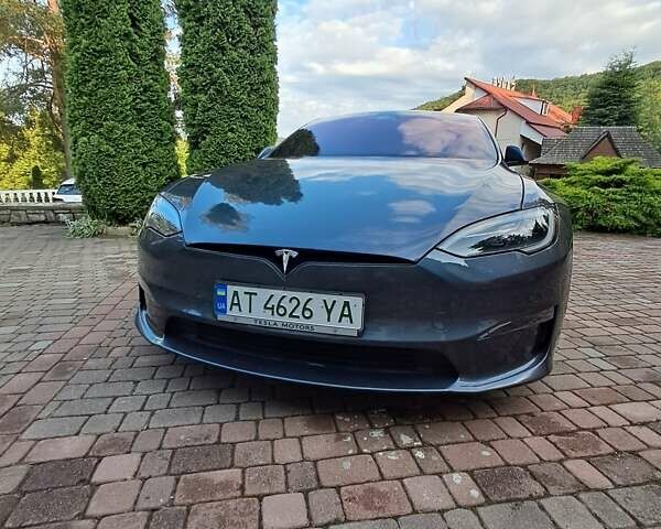 Серый Тесла Модель С, объемом двигателя 0 л и пробегом 94 тыс. км за 39700 $, фото 33 на Automoto.ua