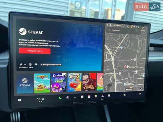 Серый Тесла Модель С, объемом двигателя 0 л и пробегом 24 тыс. км за 92000 $, фото 42 на Automoto.ua