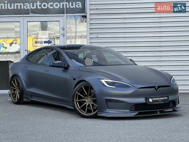 Тесла Модель С 2022 в Киеве на Automoto.ua Серый Тесла Модель С, объемом двигателя 0 л и пробегом 24 тыс. км за 95000 $, фото 2 на Automoto.ua
