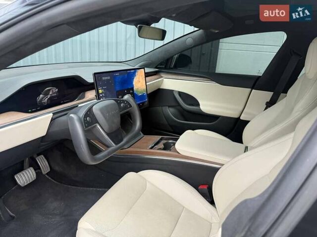 Серый Тесла Модель С, объемом двигателя 0 л и пробегом 58 тыс. км за 36500 $, фото 11 на Automoto.ua