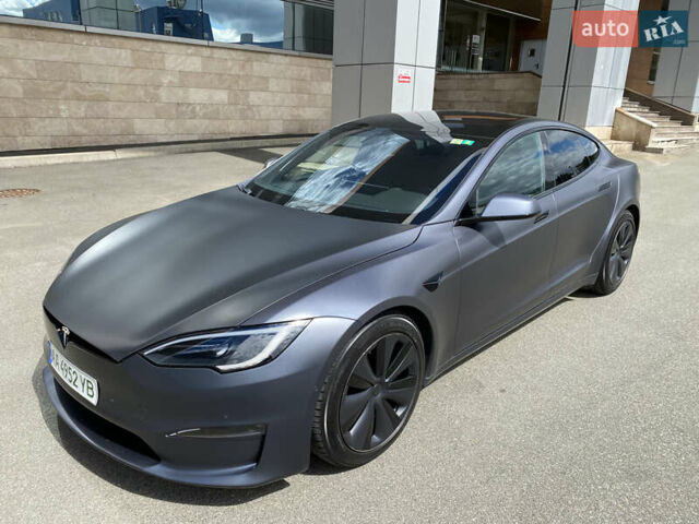 Серый Тесла Модель С, объемом двигателя 0 л и пробегом 77 тыс. км за 39900 $, фото 12 на Automoto.ua