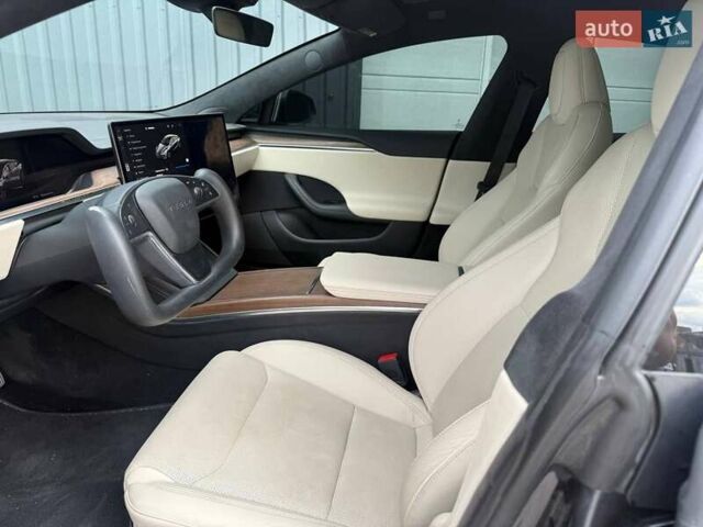 Серый Тесла Модель С, объемом двигателя 0 л и пробегом 58 тыс. км за 36500 $, фото 9 на Automoto.ua