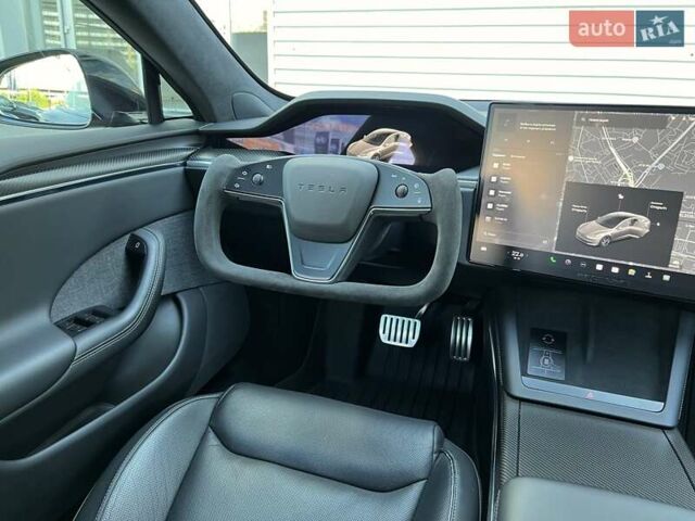 Серый Тесла Модель С, объемом двигателя 0 л и пробегом 24 тыс. км за 92000 $, фото 18 на Automoto.ua