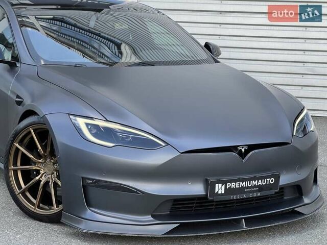 Тесла Модель С 2022 в Киеве на Automoto.ua Серый Тесла Модель С, объемом двигателя 0 л и пробегом 24 тыс. км за 95000 $, фото 3 на Automoto.ua