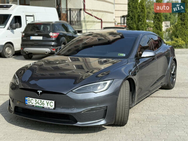 Серый Тесла Модель С, объемом двигателя 0 л и пробегом 69 тыс. км за 41999 $, фото 3 на Automoto.ua