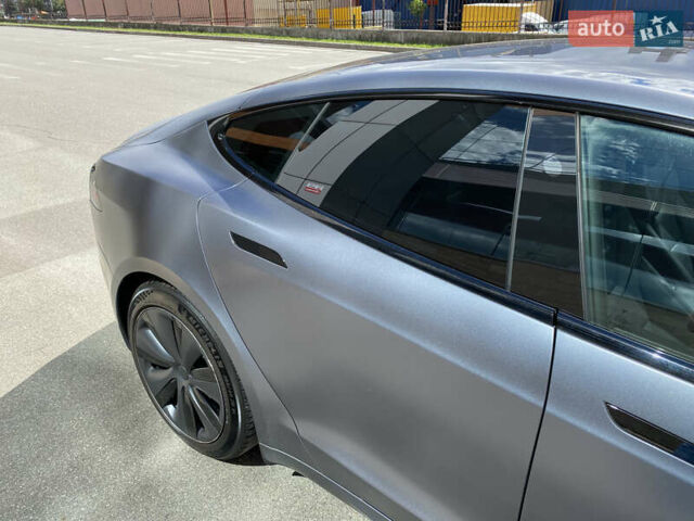 Серый Тесла Модель С, объемом двигателя 0 л и пробегом 77 тыс. км за 39900 $, фото 31 на Automoto.ua