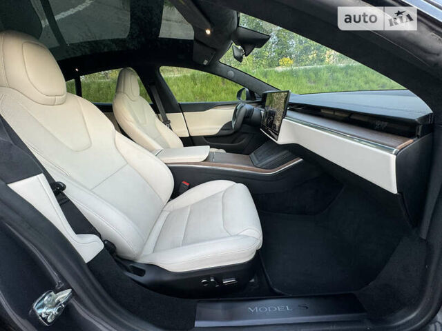 Сірий Тесла Модель С, об'ємом двигуна 0 л та пробігом 38 тис. км за 49000 $, фото 43 на Automoto.ua