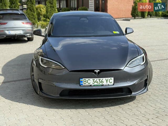 Серый Тесла Модель С, объемом двигателя 0 л и пробегом 69 тыс. км за 41999 $, фото 1 на Automoto.ua