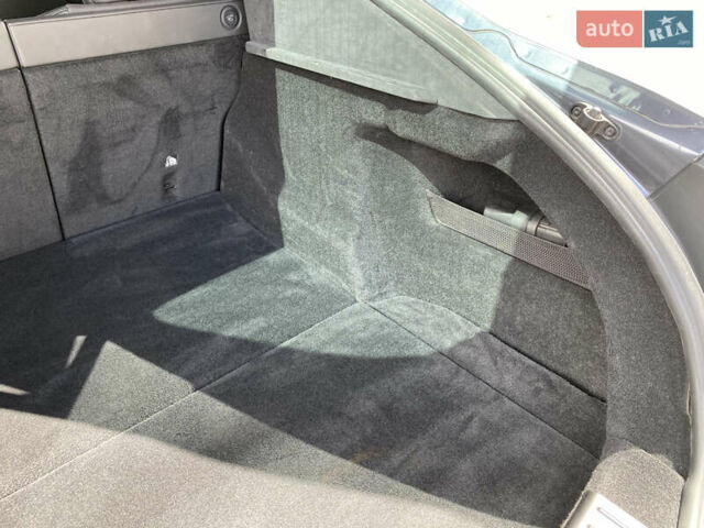 Серый Тесла Модель С, объемом двигателя 0 л и пробегом 77 тыс. км за 39900 $, фото 53 на Automoto.ua