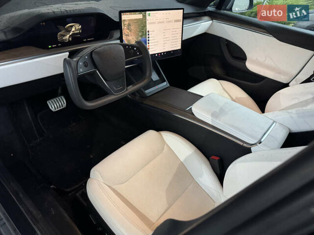 Серый Тесла Модель С, объемом двигателя 0 л и пробегом 78 тыс. км за 39000 $, фото 1 на Automoto.ua