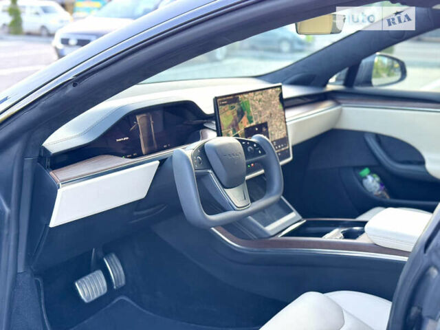 Сірий Тесла Модель С, об'ємом двигуна 0 л та пробігом 38 тис. км за 49000 $, фото 24 на Automoto.ua