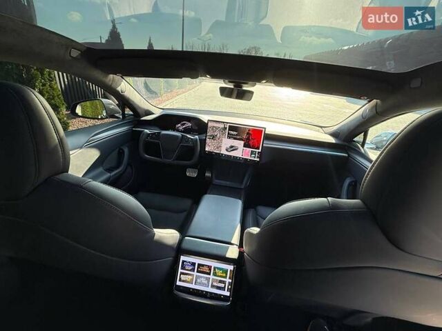 Серый Тесла Модель С, объемом двигателя 0 л и пробегом 48 тыс. км за 42900 $, фото 15 на Automoto.ua