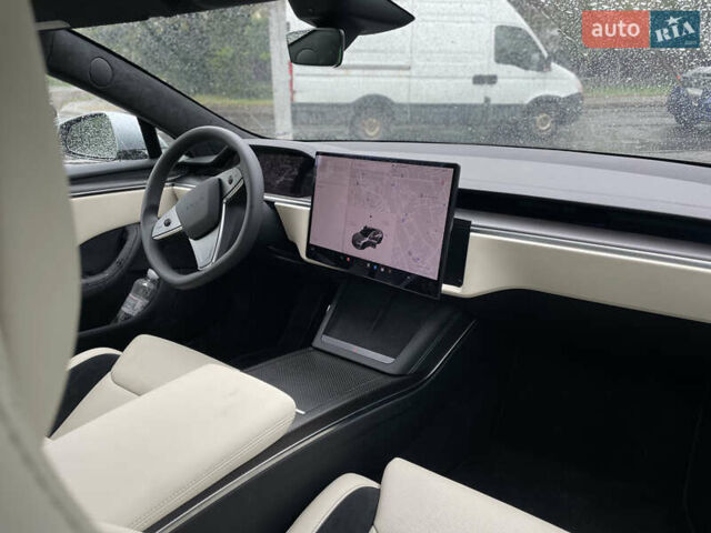 Сірий Тесла Модель С, об'ємом двигуна 0 л та пробігом 2 тис. км за 53000 $, фото 10 на Automoto.ua