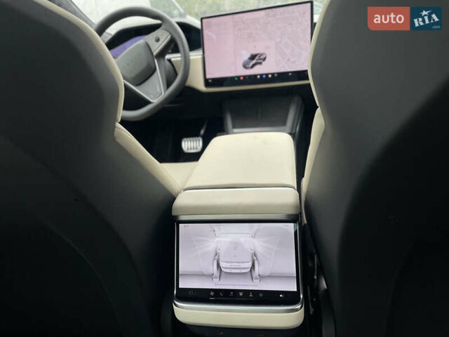 Сірий Тесла Модель С, об'ємом двигуна 0 л та пробігом 2 тис. км за 53000 $, фото 9 на Automoto.ua