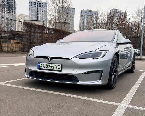 Сірий Тесла Модель С, об'ємом двигуна 0 л та пробігом 3 тис. км за 57000 $, фото 3 на Automoto.ua