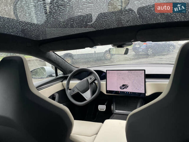 Сірий Тесла Модель С, об'ємом двигуна 0 л та пробігом 2 тис. км за 53000 $, фото 8 на Automoto.ua