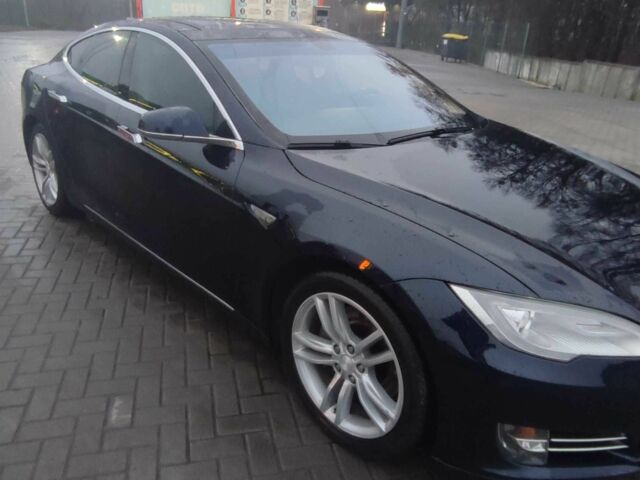 Синій Тесла Модель С, об'ємом двигуна 0 л та пробігом 200 тис. км за 10999 $, фото 4 на Automoto.ua