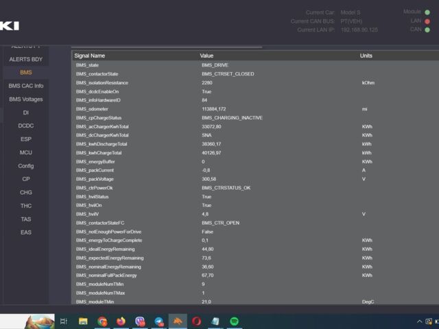 Синій Тесла Модель С, об'ємом двигуна 0 л та пробігом 113 тис. км за 7516 $, фото 17 на Automoto.ua