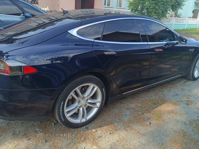 Синий Тесла Модель С, объемом двигателя 0 л и пробегом 300 тыс. км за 11800 $, фото 9 на Automoto.ua