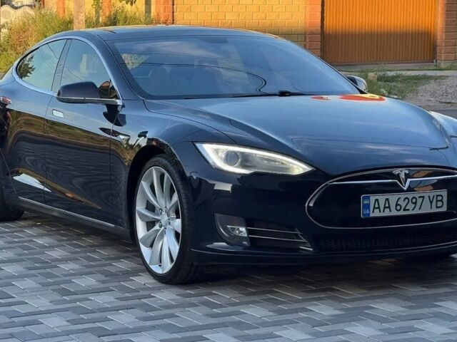 Синий Тесла Модель С, объемом двигателя 0 л и пробегом 0 тыс. км за 14900 $, фото 35 на Automoto.ua
