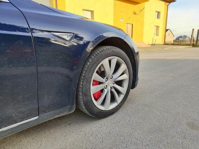 Синий Тесла Модель С, объемом двигателя 0 л и пробегом 197 тыс. км за 12700 $, фото 4 на Automoto.ua