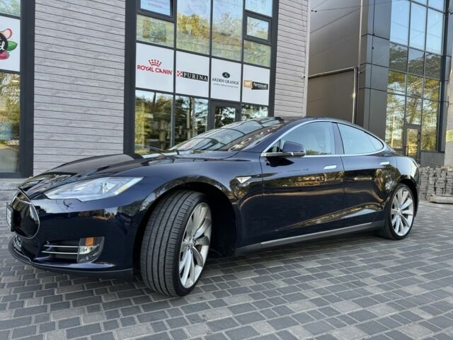 Синій Тесла Модель С, об'ємом двигуна 0 л та пробігом 95 тис. км за 328 $, фото 5 на Automoto.ua