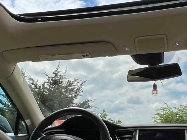 Синій Тесла Модель С, об'ємом двигуна 0 л та пробігом 200 тис. км за 13700 $, фото 10 на Automoto.ua