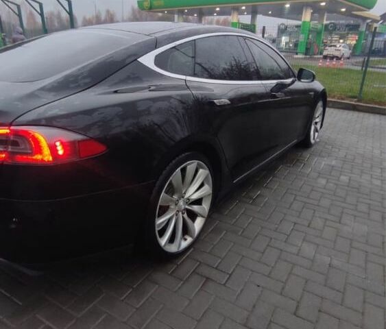 Синій Тесла Модель С, об'ємом двигуна 0 л та пробігом 205 тис. км за 11000 $, фото 8 на Automoto.ua