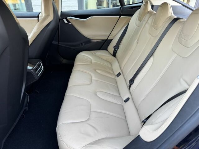 Синій Тесла Модель С, об'ємом двигуна 0 л та пробігом 95 тис. км за 328 $, фото 2 на Automoto.ua