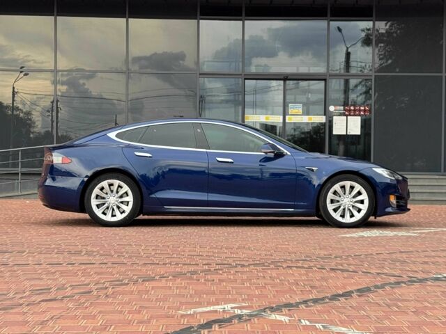 Синий Тесла Модель С, объемом двигателя 0 л и пробегом 190 тыс. км за 14700 $, фото 7 на Automoto.ua