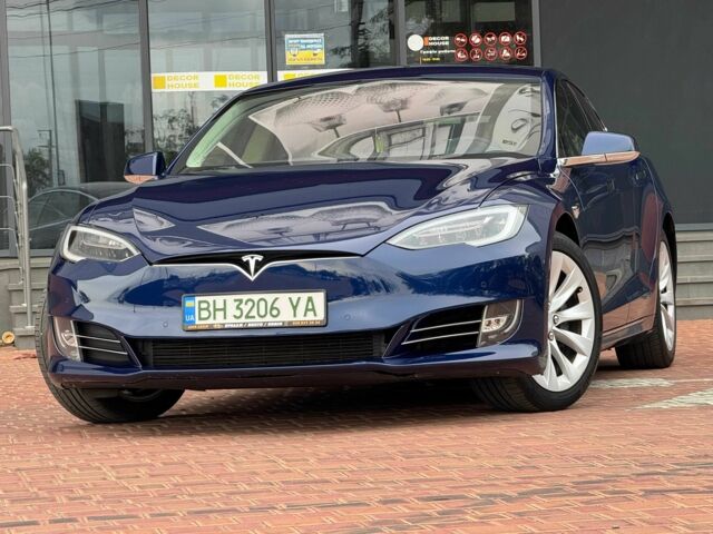 Синий Тесла Модель С, объемом двигателя 0 л и пробегом 190 тыс. км за 14700 $, фото 2 на Automoto.ua