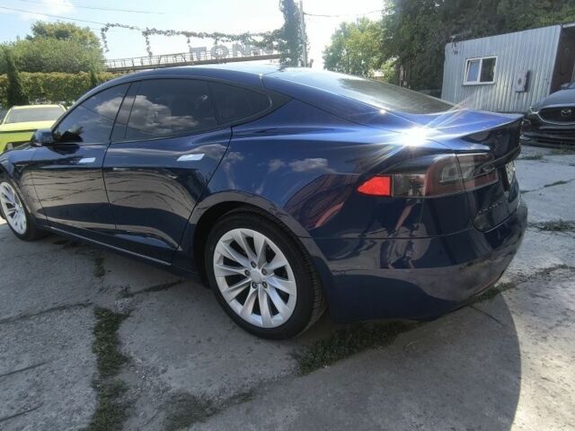 Синій Тесла Модель С, об'ємом двигуна 0 л та пробігом 249 тис. км за 12952 $, фото 5 на Automoto.ua