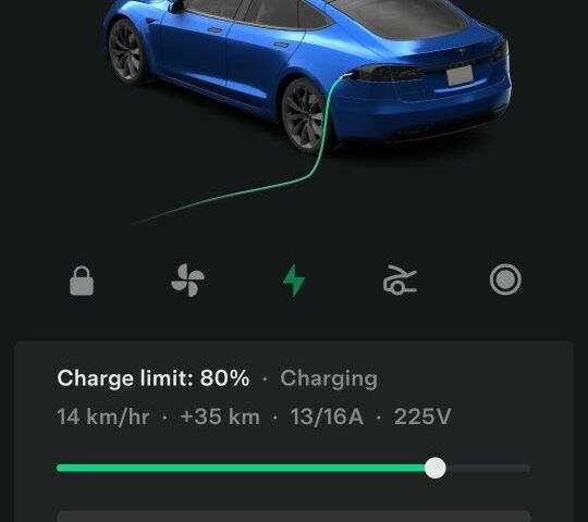 Синий Тесла Модель С, объемом двигателя 0 л и пробегом 160 тыс. км за 15000 $, фото 12 на Automoto.ua