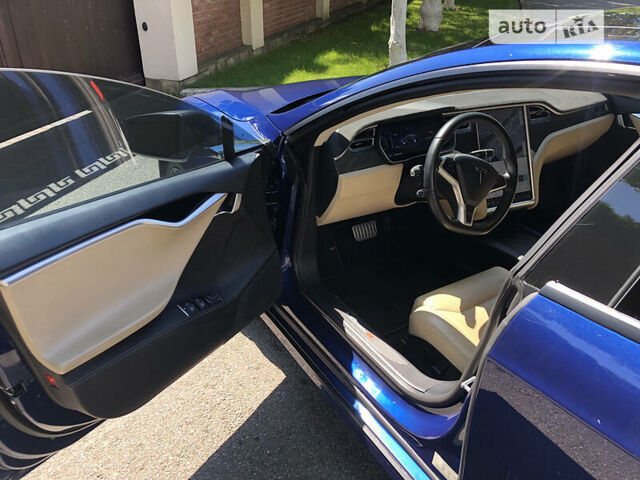 Синий Тесла Модель С, объемом двигателя 0 л и пробегом 105 тыс. км за 17500 $, фото 4 на Automoto.ua