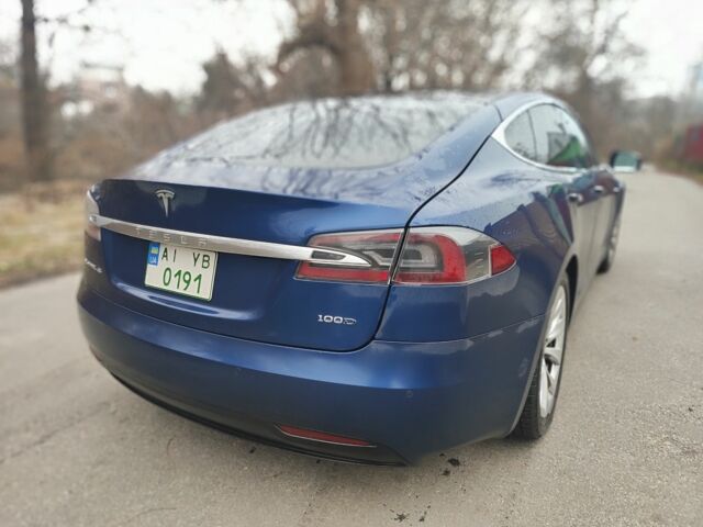 Синий Тесла Модель С, объемом двигателя 0 л и пробегом 123 тыс. км за 17750 $, фото 5 на Automoto.ua