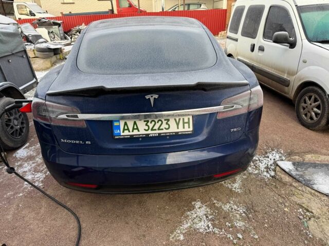 Синій Тесла Модель С, об'ємом двигуна 0 л та пробігом 101 тис. км за 22000 $, фото 4 на Automoto.ua