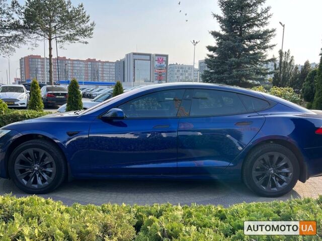 Синий Тесла Модель С, объемом двигателя 100 л и пробегом 89 тыс. км за 36499 $, фото 3 на Automoto.ua
