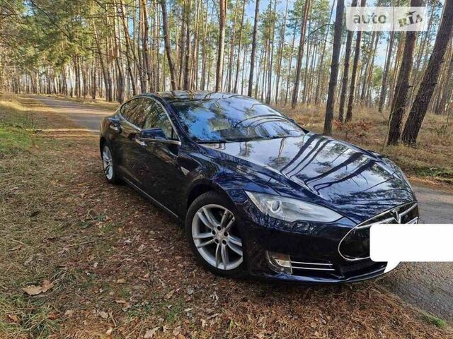 Синий Тесла Модель С, объемом двигателя 0 л и пробегом 144 тыс. км за 22700 $, фото 3 на Automoto.ua