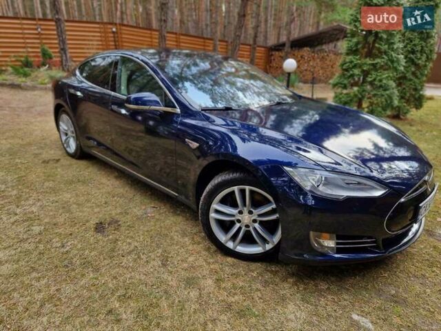 Синий Тесла Модель С, объемом двигателя 0 л и пробегом 144 тыс. км за 22700 $, фото 7 на Automoto.ua